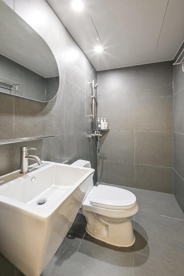 Ssh Myeongdong Dongdo Hostel Сеул Екстериор снимка