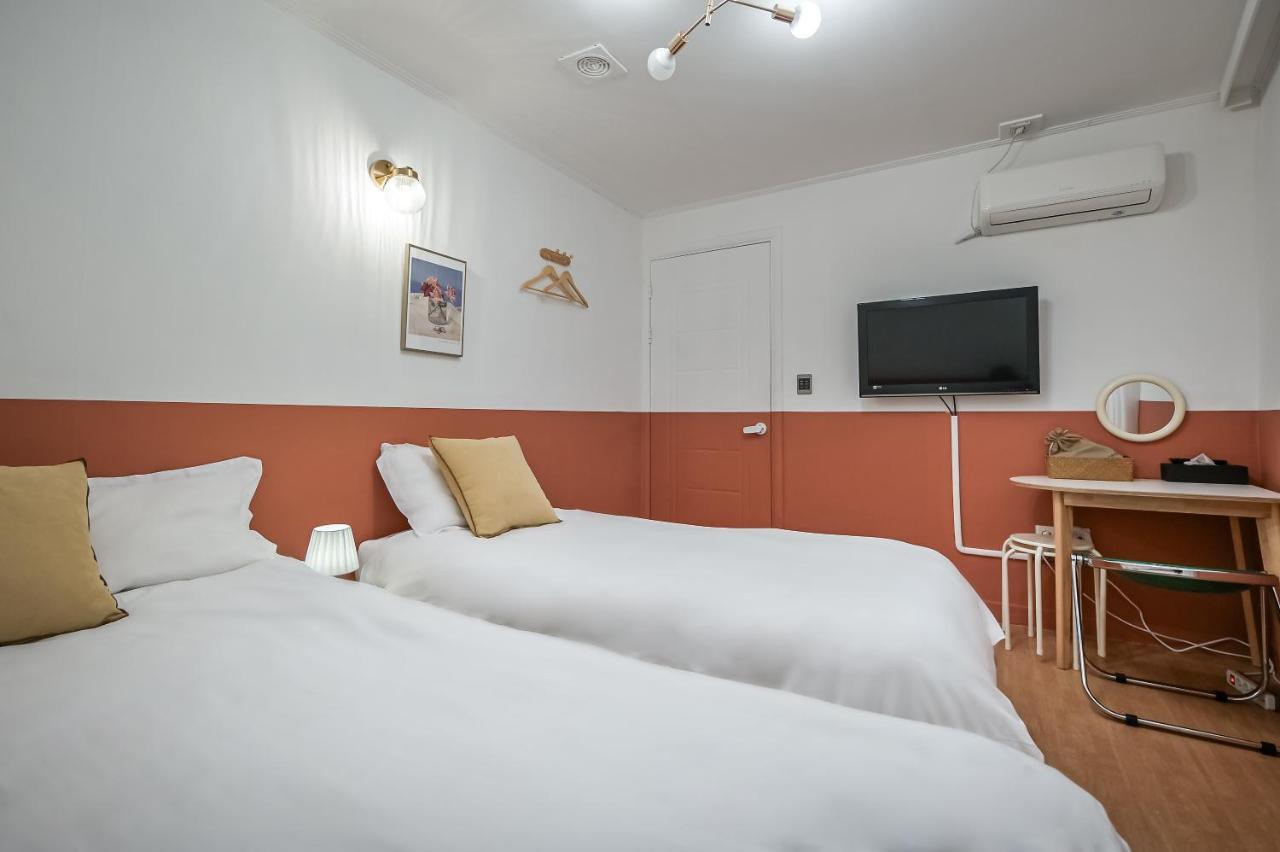 Ssh Myeongdong Dongdo Hostel Сеул Екстериор снимка